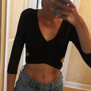 Cut out lacy crop top!